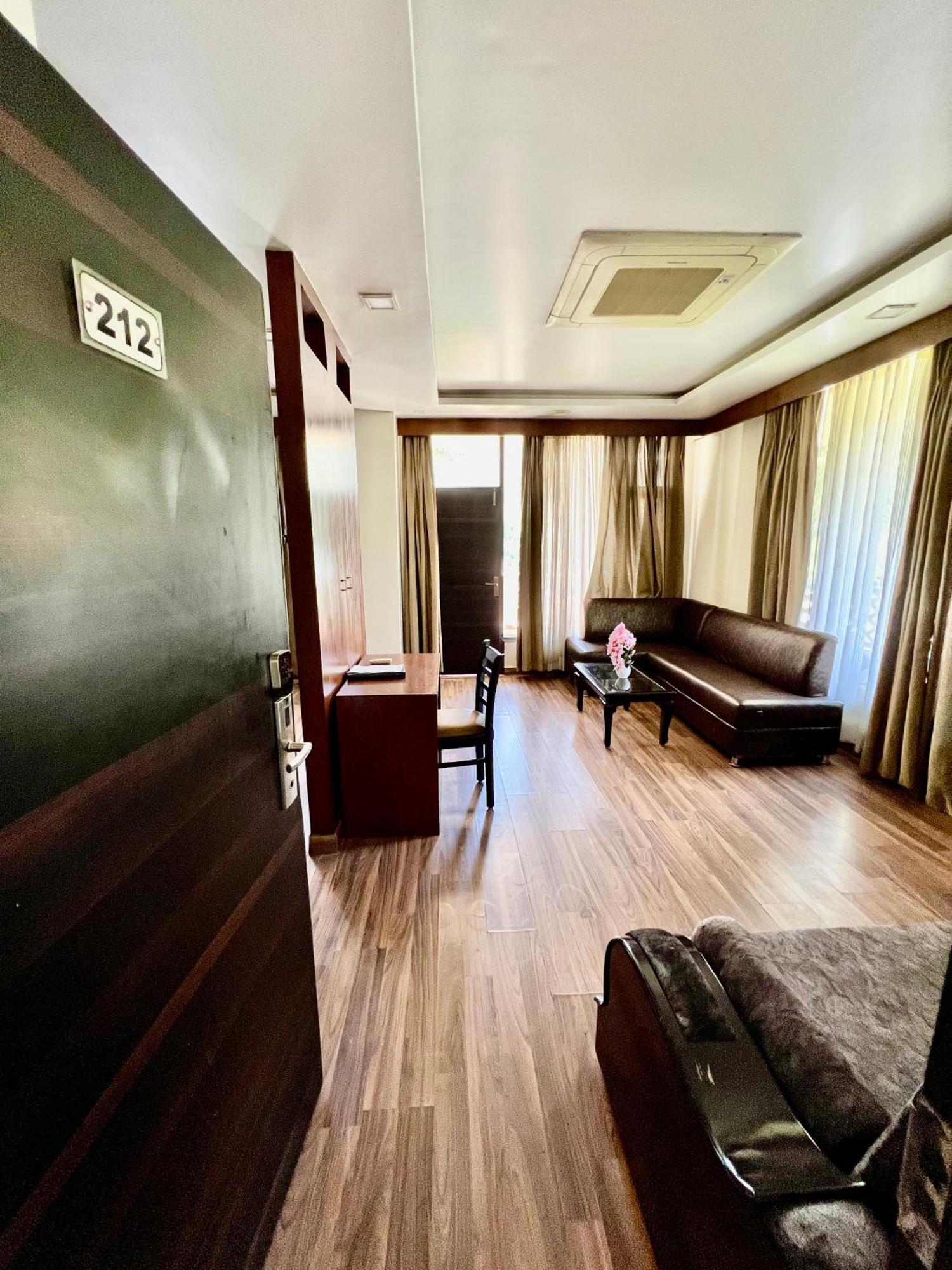 Sea Hawk - Luxury Hill Resort 4 Mins From Bhimtal Lake Экстерьер фото