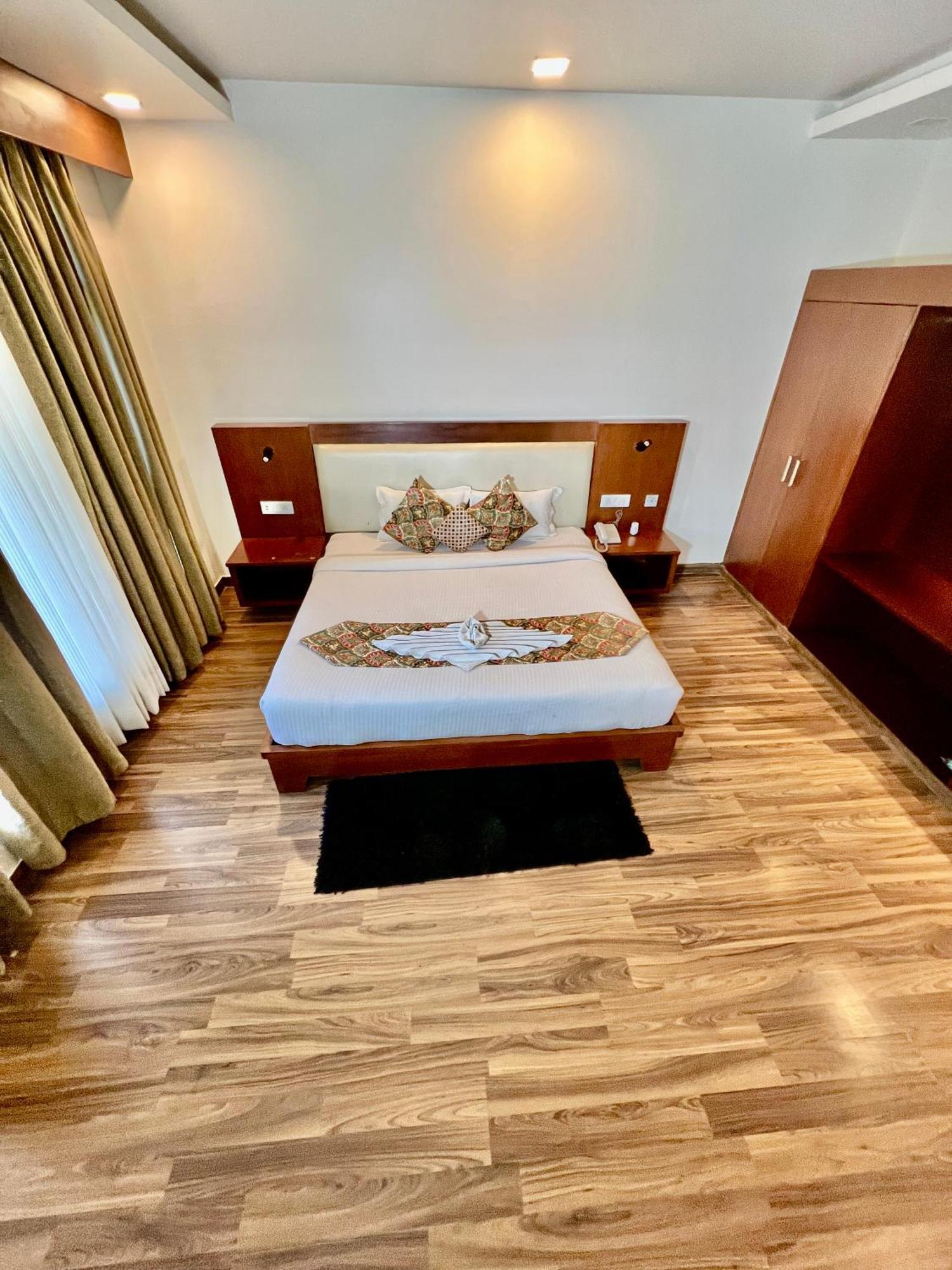 Sea Hawk - Luxury Hill Resort 4 Mins From Bhimtal Lake Экстерьер фото
