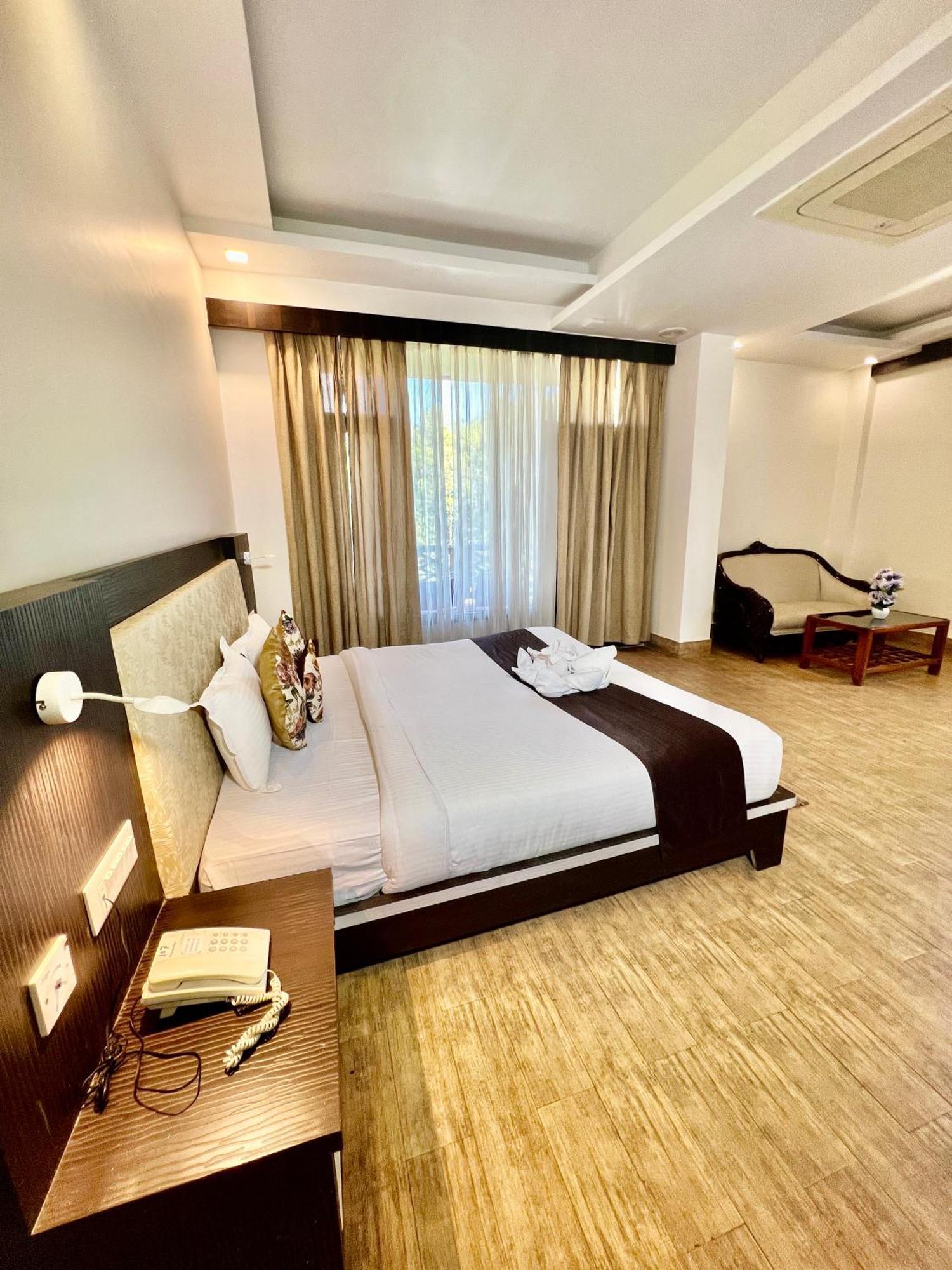 Sea Hawk - Luxury Hill Resort 4 Mins From Bhimtal Lake Экстерьер фото
